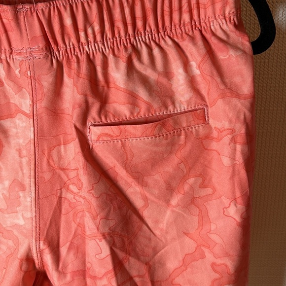 HUK Performance Quick Drying Shorts Womens Large - Picture 5 of 6